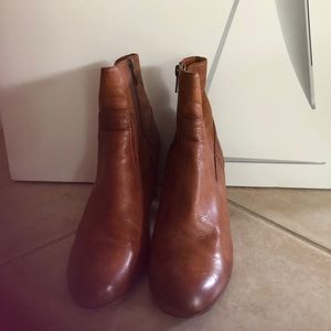 Frye Veronica booties